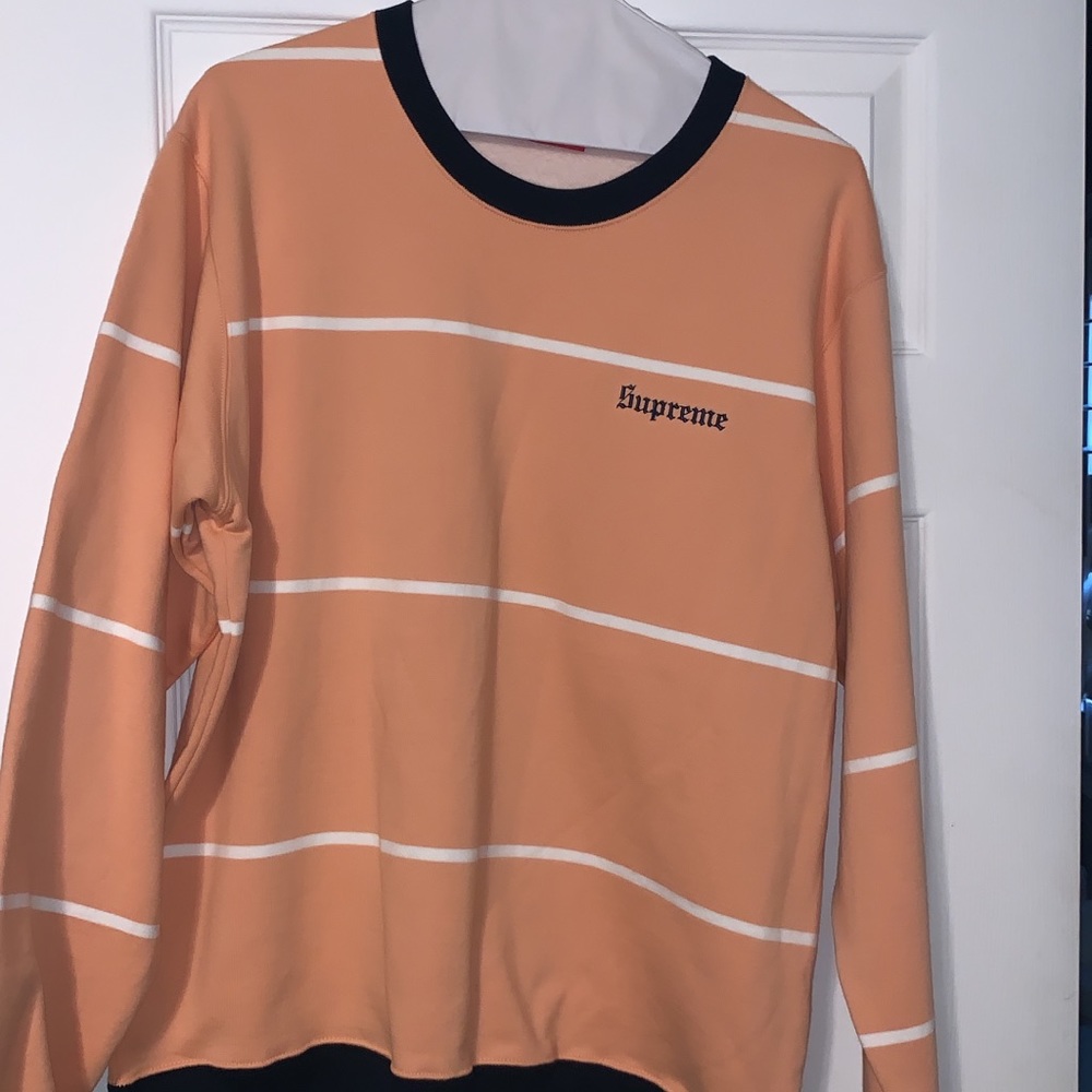 Men’s supreme sweatshirt